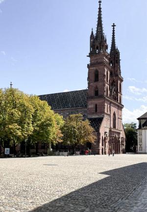 Bäume als grüne Raumkante, Basel